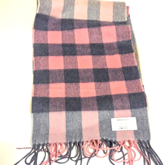 Edinburgh Cashmere Scarf - Picture 3 of 7